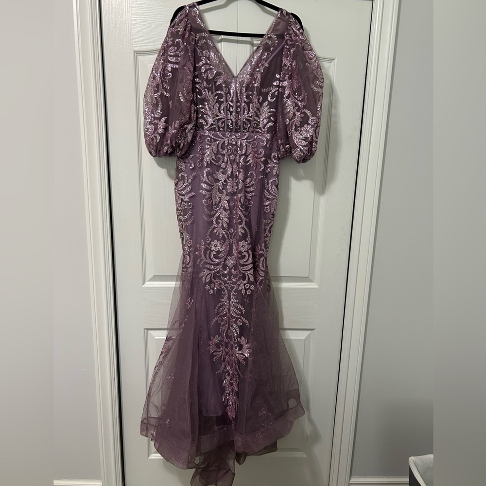 Purple Puff Sleeve V-Neck Prom Gown